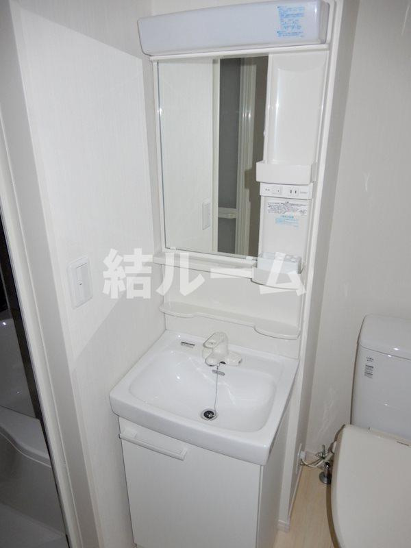 文京区千石２丁目のアパートの洗面所