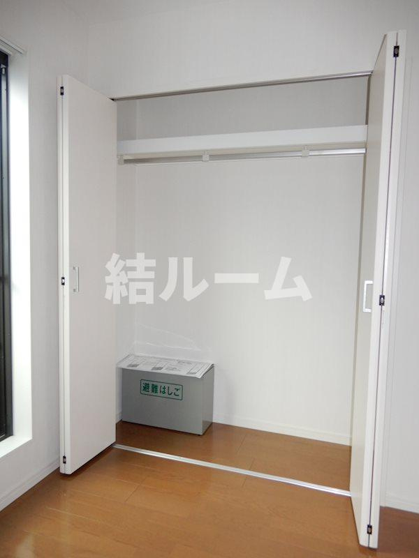 文京区千石２丁目のアパートの収納