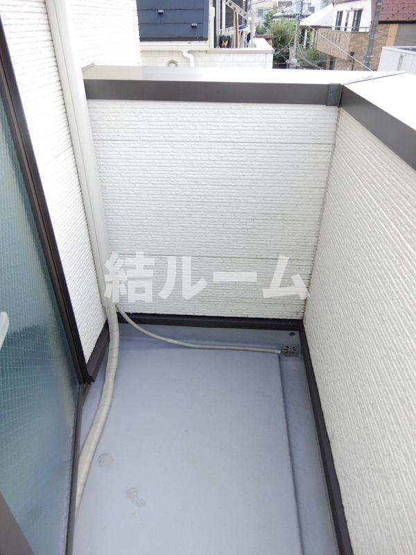 文京区千石２丁目のアパートのバルコニー