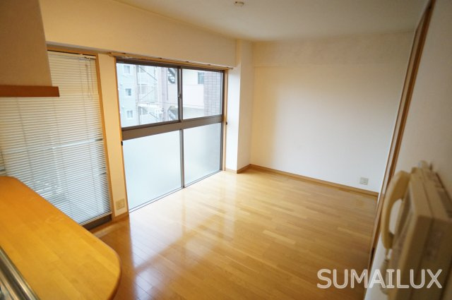 熊本市中央区本荘４丁目の賃貸マンションの居間・リビング