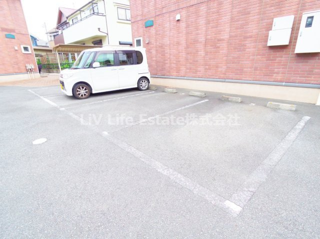 グランモア　ABの駐車場