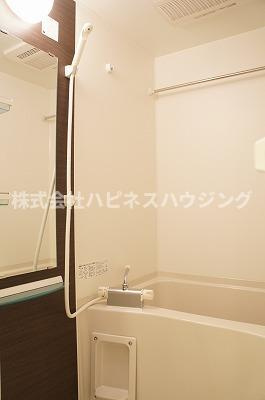 リブリ・グランポートの浴室|コンパクトで使いやすいお風呂です