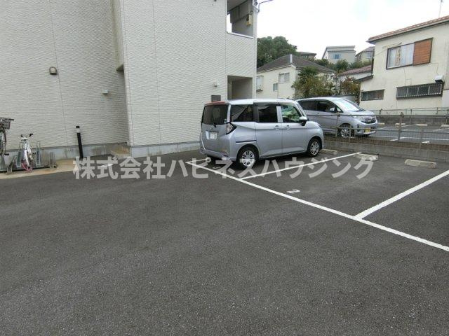 リブリ・グランポートの駐車場|駐車場があります