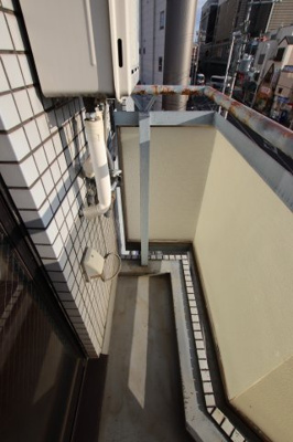 【設備】 | ラフォーレ北野田 | 室外洗濯機置場