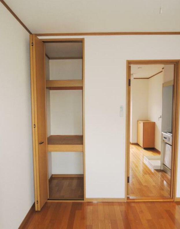 クレストヒルズの収納|別部屋参照写真