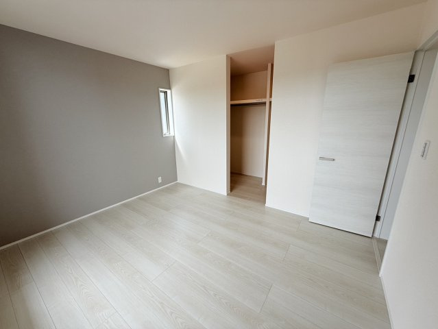 リーブルガーデン半田市宮本町第2　5号棟の収納|たっぷり収納可能なクローゼット