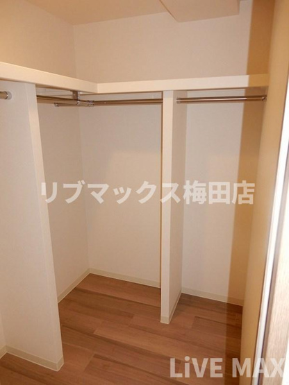 【収納】プレサンス心斎橋ニスト