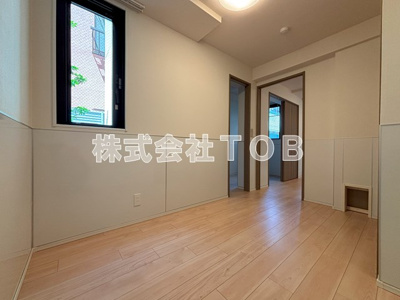 【洋室】 | グローリオシェルト杉並方南町 | 洋室4.1帖①別部屋参考写真