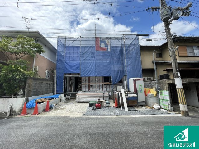 大津市茶戸町　第1期　新築一戸建ての外観|周辺は落ち着いた街並みの住宅地！子育てがしやすい住環境です！まだ未完成ですが、現地でしかわからない事もございます。是非一度ご覧ください。