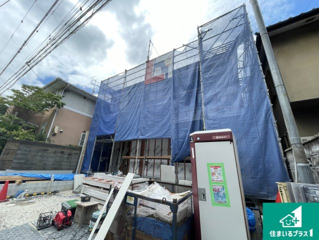 大津市茶戸町　第1期　新築一戸建ての外観|周辺は落ち着いた街並みの住宅地！子育てがしやすい住環境です！まだ未完成ですが、現地でしかわからない事もございます。是非一度ご覧ください。