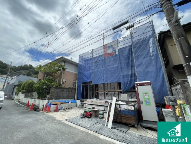 大津市茶戸町　第1期　新築一戸建ての前面道路含む現地写真|現在建築中！落ち着いた街並みで新生活を始めることが出来そう！周辺の物件も併せてご紹介させて頂きます！