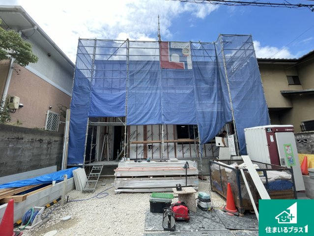 大津市茶戸町　第1期　新築一戸建ての外観|周辺は落ち着いた街並みの住宅地！子育てがしやすい住環境です！まだ未完成ですが、現地でしかわからない事もございます。是非一度ご覧ください。