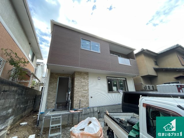 大津市茶戸町　第1期　新築一戸建ての外観|周辺は落ち着いた街並みの住宅地！子育てがしやすい住環境です！まだ未完成ですが、現地でしかわからない事もございます。是非一度ご覧ください。
