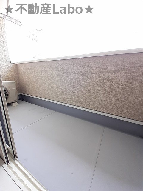 ロータス南島田Bのバルコニー