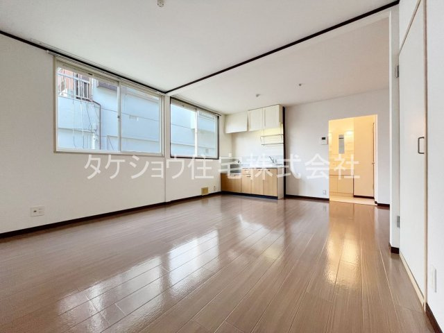 ソレイユ柳瀬Bの居間・リビング|※B101です。