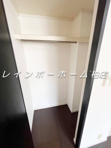 特典：仲介手数料が無料です!!の収納|こまごまとしたものを収納できそうですね