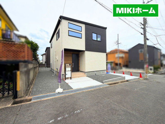 箕面市粟生新家３丁目　新築戸建