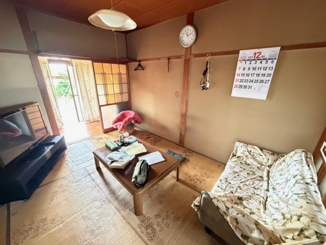 都城市金田町の中古一戸建の居間・リビング