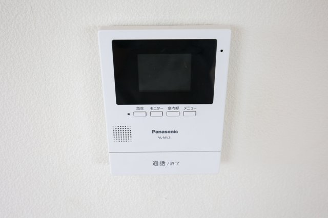 リエス小山間々田のセキュリティ|モニター付きインターホン