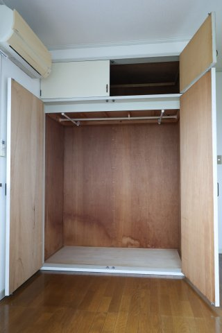 リエス小山間々田の収納|洋室収納