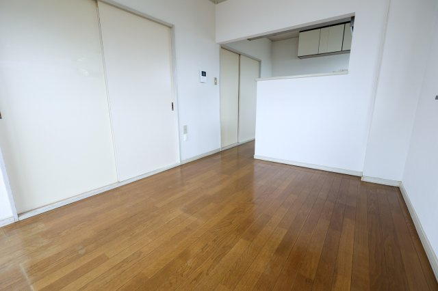 リエス小山間々田の居間・リビング