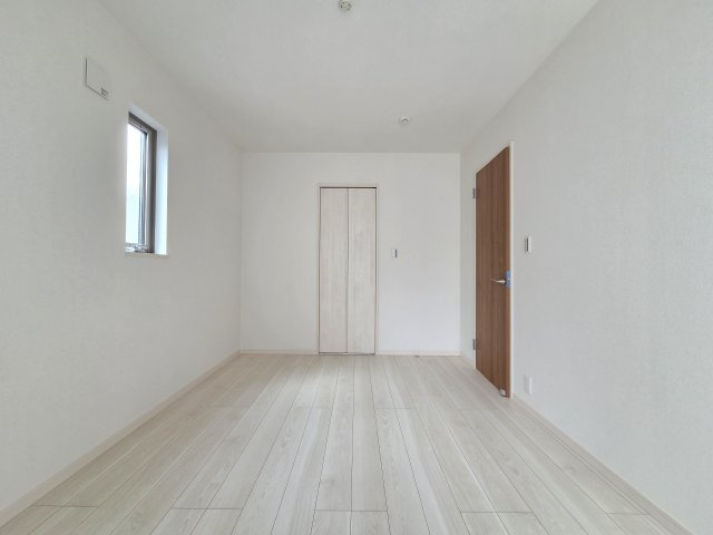 川崎市多摩区布田の一戸建ての寝室