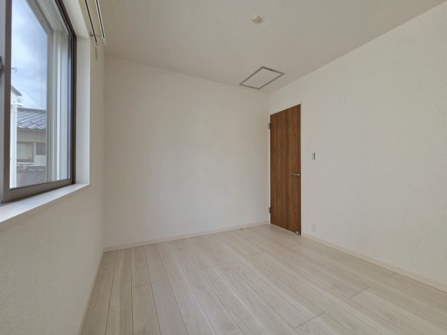 川崎市多摩区布田の一戸建ての寝室