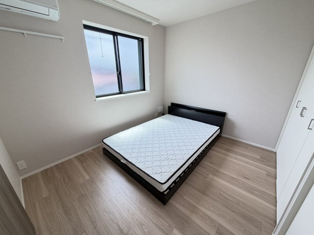 Ｍａｉｓｏｎ　Ｓａｒｋｌａｎｄ　メゾンサークランドの洋室|★洋室★家具家電付きの物件です★