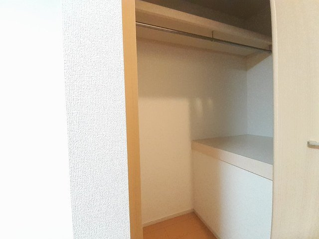 ヴィラノールＨの収納