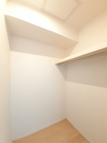 エグゼルティ　ＮＡＮの収納