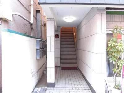 【エントランス】 | 駒場東大前　山形屋ビル