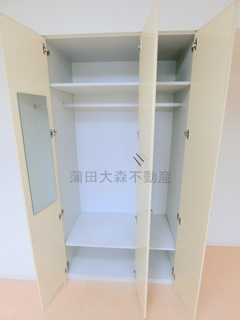 クレッセント池上Ⅱの収納|洋室6.5帖　収納　クローゼット