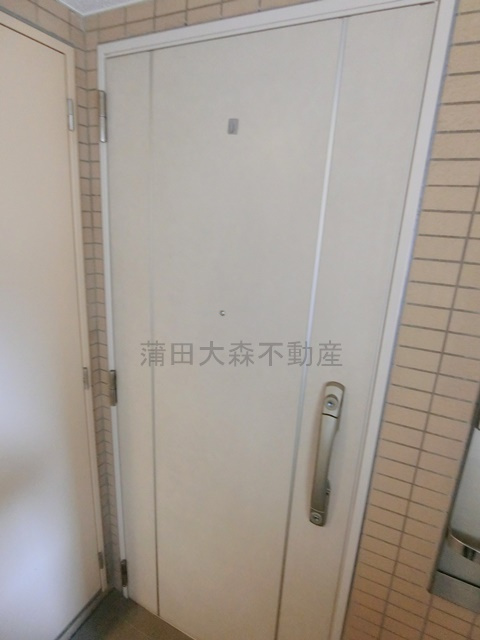 クレッセント池上Ⅱの玄関