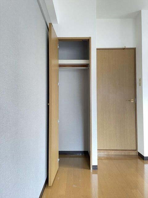 スカイコート新宿新都心第２の収納