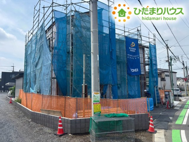 本庄市中央２丁目　新築一戸建て　ブルーミングガーデン　01