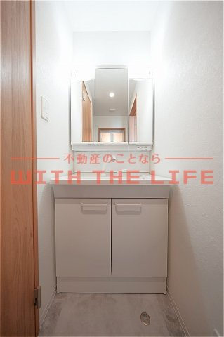 K-ideal TOSUⅡ A棟（ケィデアルトスⅡ）【キャンペーン対象物件】の独立洗面台|朝の支度にも助かる、独立の洗髪洗面化粧台