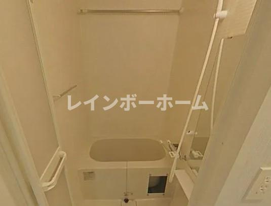 松戸市上本郷の賃貸マンションの浴室|日々の疲れを癒すお風呂付です