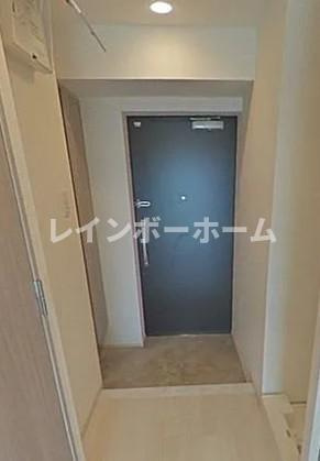 松戸市上本郷の賃貸マンションの玄関|シンプルで使いやすい玄関です