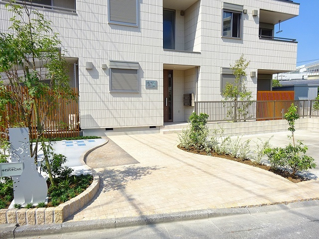 ＭＡＩＳＯＮ　ＳＫＹのエントランス