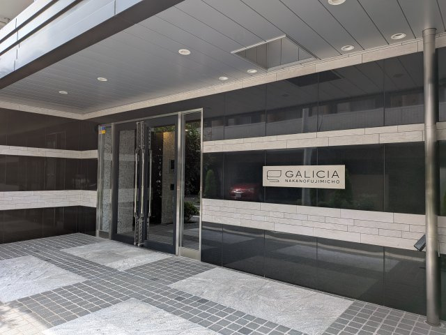 【エントランス】 | GALICIA中野富士見町