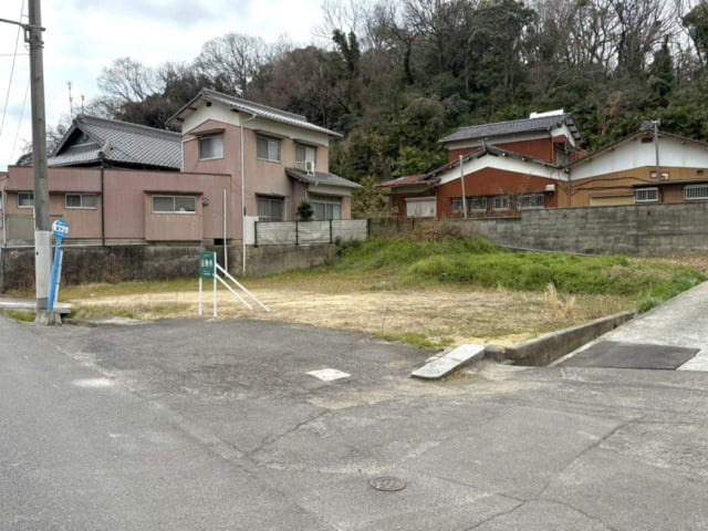 丸亀市川西町北