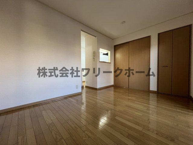 武蔵野市中町３丁目のアパートの寝室