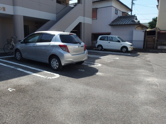 アコードタウンⅢの駐車場