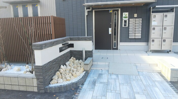 TORISIA添地町のエントランス