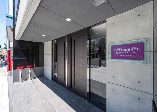S-RESIDENCE谷町五丁目のエントランス