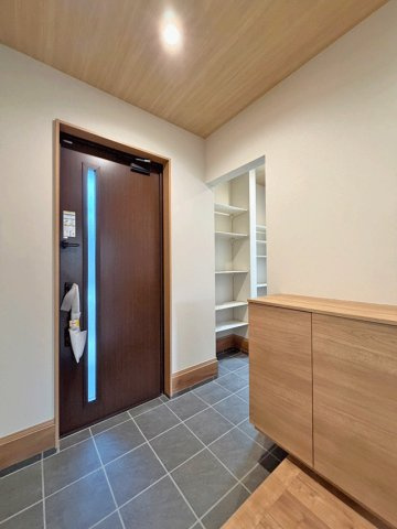 仙台市泉区本田町の玄関