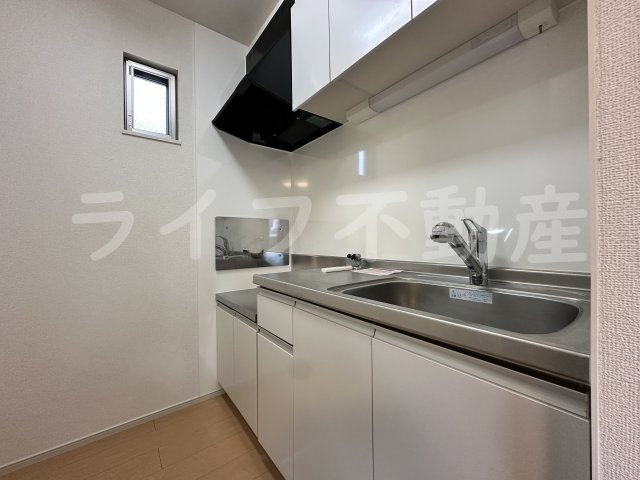 セレスコート花園のキッチン|使いやすいキッチンです