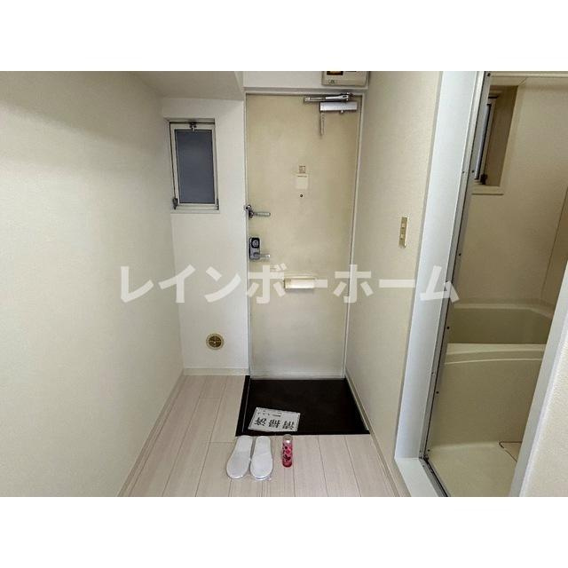 フォレスト東大宮の玄関
