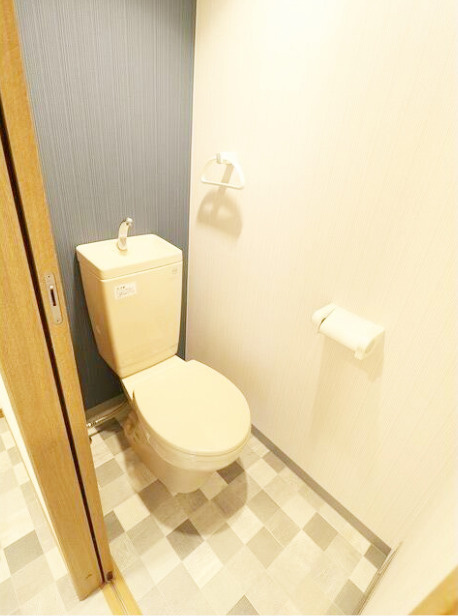 横浜市戸塚区上倉田町の賃貸マンションのトイレ