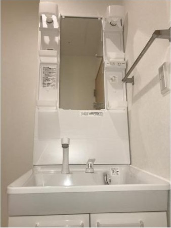 ブランノワール小岩の洗面所|建築中の為、同管理会社参考写真になります。